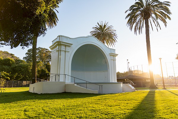 Plaza del Mar Band Shell