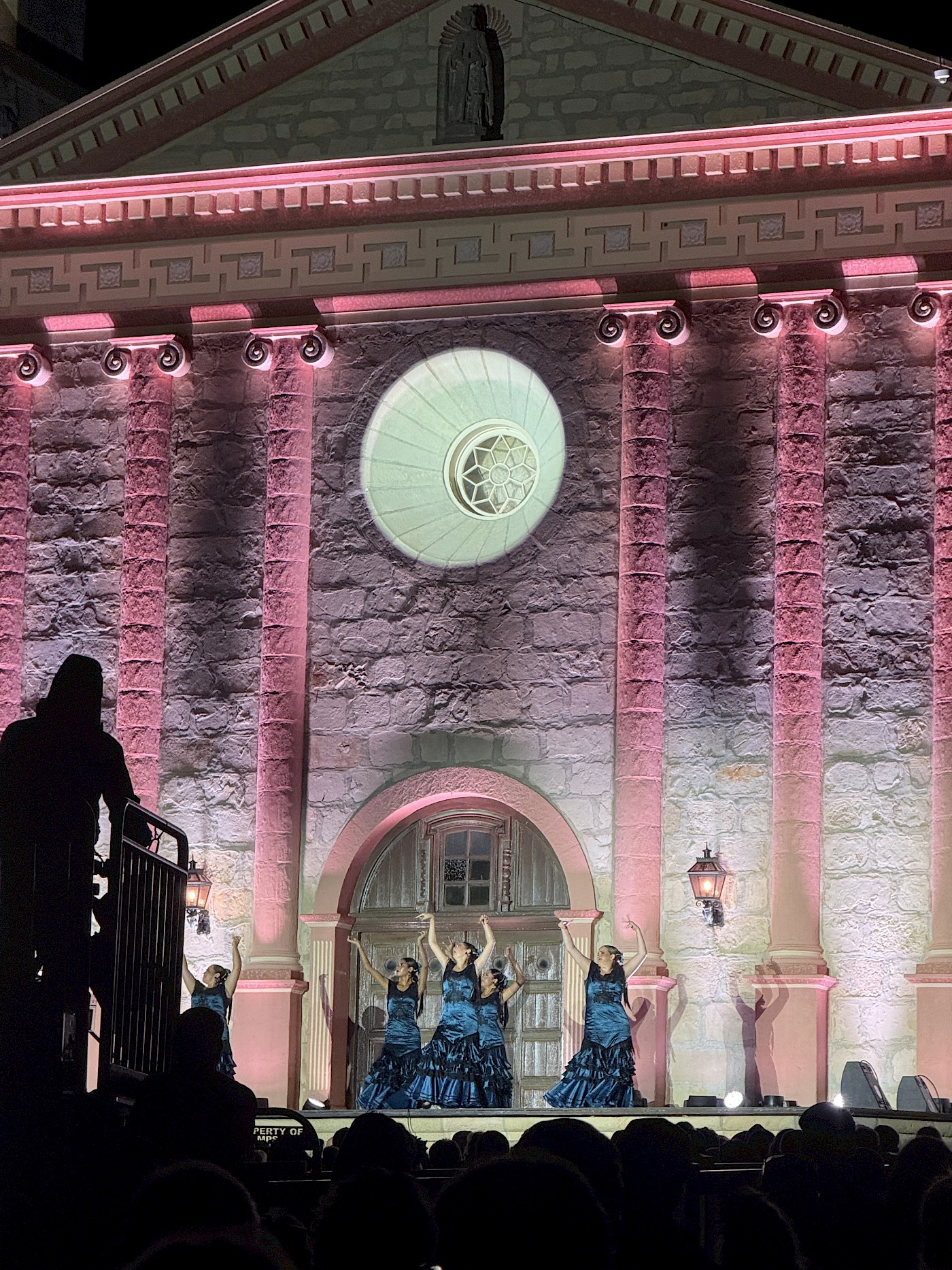 La Fiesta Peque&ntilde;a