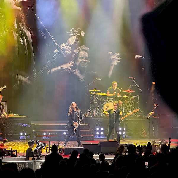 Train at the Santa Barbara Bowl