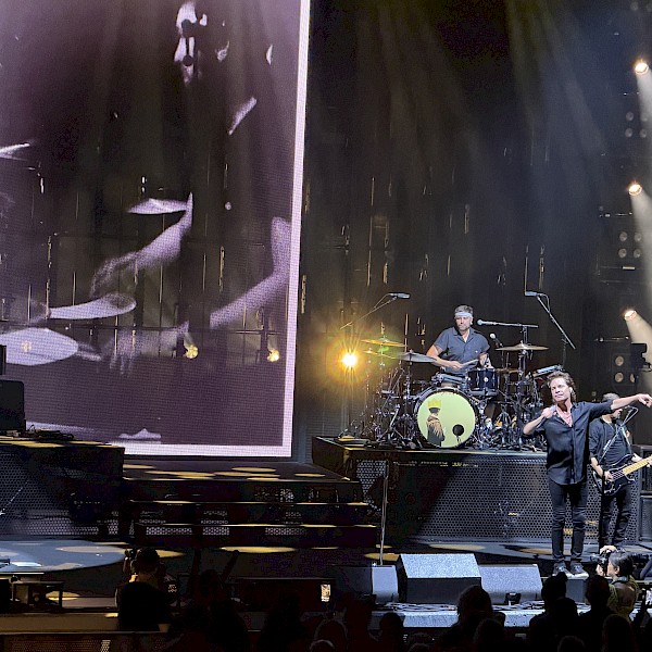 Train at the Santa Barbara Bowl