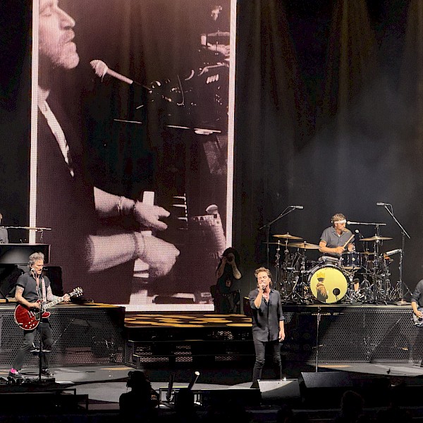 Train at the Santa Barbara Bowl