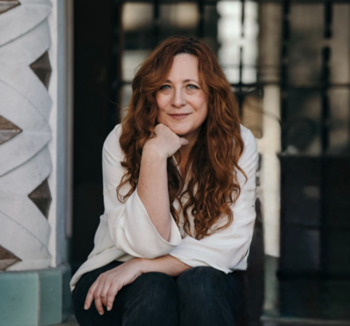 Three (3) Hour Consultation / Closet Detox / Styling Session - Celebrity Wardrobe Stylist, Melanie Bauer Image